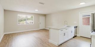 1134-1136 GILMORE Avenue Gallery 8