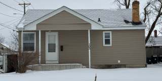 2 Bedroom/ 1 Bathroom House Gallery 1