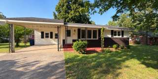 3 bedroom house in Benton Gallery 1