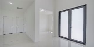5905 Sunshine Boulevard N Gallery 18