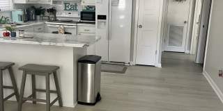 517 Palm Avenue Gallery 7