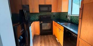 509-513 Woodward Avenue - 509-C Gallery 3