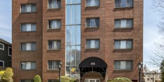 898 Massachusetts Avenue Apartments Gallery 18