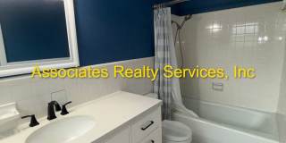 Beautiful 4bed/3bath Corner Lot in Suburban Heights Gallery 30