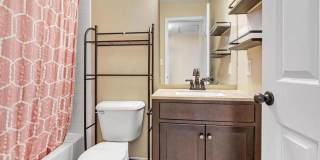 Lovely 2 Bedroom / 2 Bath for Rent Gallery 18