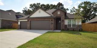 3806 SW Pinecrest Drive 3806 SW Pinecrest Drive Gallery 1