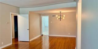8722 Delmar Boulevard Gallery 4