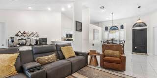 12842 Meadowbend Drive Gallery 20