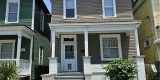 714 W 38th Street Gallery 1