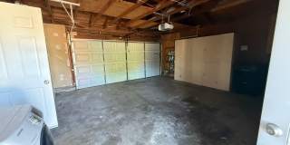 Victorville Green Tree Home- Refurbished 4 Bedrooms, 2 Bathrooms, New Paint, Gallery 50