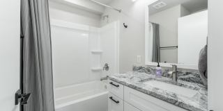 FURNISHED HOUSE! Short or Long Term! Large Newly Renovated Fully Furnished Modern 5 Bedroom Home with 3 Separate Living Rooms! Gallery 12