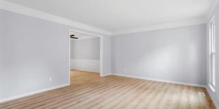 2807 FALLING BROOK Gallery 5