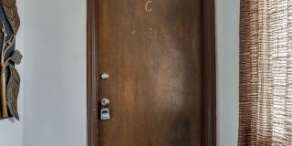 1 Bedroom 1 Bath Condo - Wilshire And NW Expressway Gallery 5
