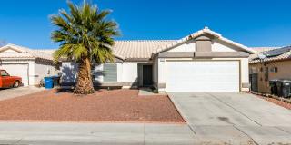 4 BEDROOM, UPDATED SINGLE STORY HOME, NO HOA Gallery 1