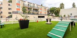 Parkway Plaza Apartments Gallery 18