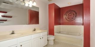 261 Riverwalk Way Gallery 20