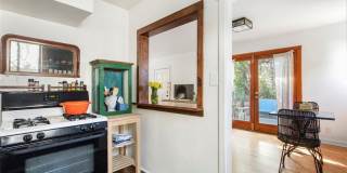 956 Vernon Gallery 12