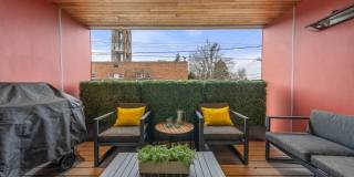 Stunning 2 Bed 3 Bath Home in Queen Anne Gallery 24