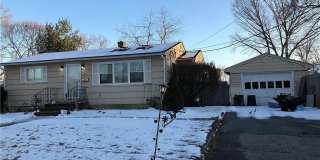 86 Wellington Avenue Gallery 1
