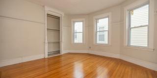 Great 4 Bed Available 9/1/26 Gallery 10