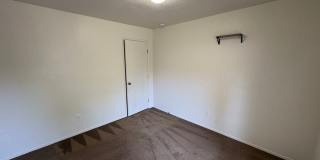 NW Condo Near Shopping Center Available Now! Gallery 14
