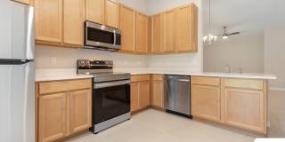 LIKE NEW 3/2/1 TOWNHOUSE IN BEAUTIFUL SEMINOLE WOODS Gallery 14