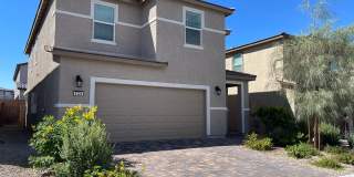 BEAUTIFUL AND SPACIOUS ALMOST BRAND NEW 2 STORY HOME AVAILABLE! Gallery 3