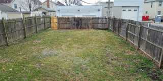 Rare 3-Bed/2-Bath with Large Deck in East Franklinton Arts District - Walkable to Downtown Gallery 5