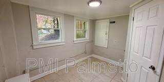 1304 Mount Vernon Street Gallery 18