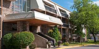 Burnsville Parkway Apartments Gallery 13