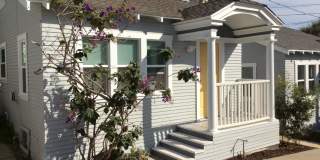 Super Charming Cottage, downtown Ventura Gallery 1