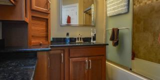 2 Weeks Free Rent~4 Bedroom 2.5 Bathroom With A Large Deck and 2 Car Garage! Near Methodist University Gallery 18