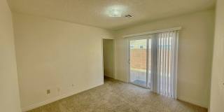 Spacious 3BR / 2BA + Bonus Room Home in Imperial Beach Gallery 5