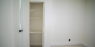 412 Columbus Parkway Gallery 12
