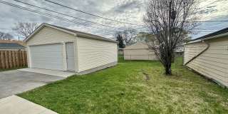 1243 S Mitchell Avenue Gallery 21