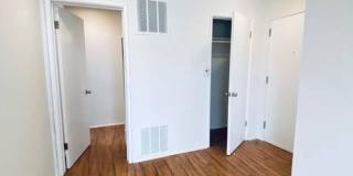 1951 Frank St. / 2519 Virginia Ave Gallery 37