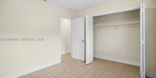 7604 SW 10th Ct Gallery 8