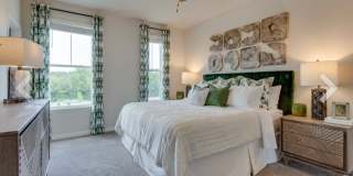 3 bedroom 3 full baths Gallery 9