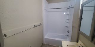 Updated 3 Bedroom, 1 Bathroom Home! Gallery 10