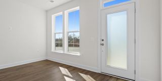 596 WATERMANS DR Gallery 7