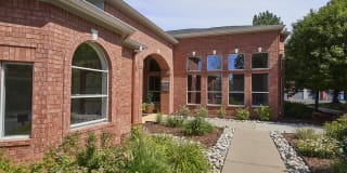 Monte Vista Gallery 33