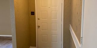 Cozy 3/2/2 Brick Home! Available September!! Gallery 36