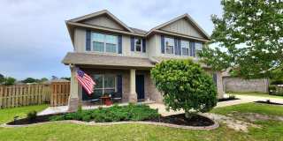 Stunning 4 Bed/3.5 Bath Home in a Peaceful Friendly Neighborhood in Gulf Breeze! Gallery 1