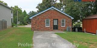 Renovated 2 BD/2 BA All Brick Cottage Near Cargo and Soda Pop Districts Gallery 20