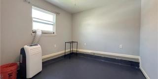 4500 BANKS Street Gallery 7