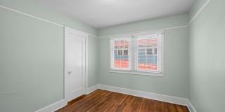 Charming Sherman Heights 2-Bedroom, Available Now! Gallery 29