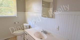 MOVE IN SPECIAL!  Spacious 3 Bed, 2 Bath Home with Large Yard Available! Gallery 20