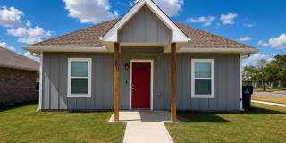 Modern 3-Bedroom Home in Lawton — $1,495/Month Gallery 1
