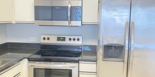 512 N McClurg Court Gallery 4