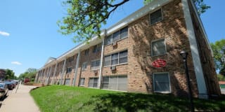 Bryant Manor Apartments Gallery 43